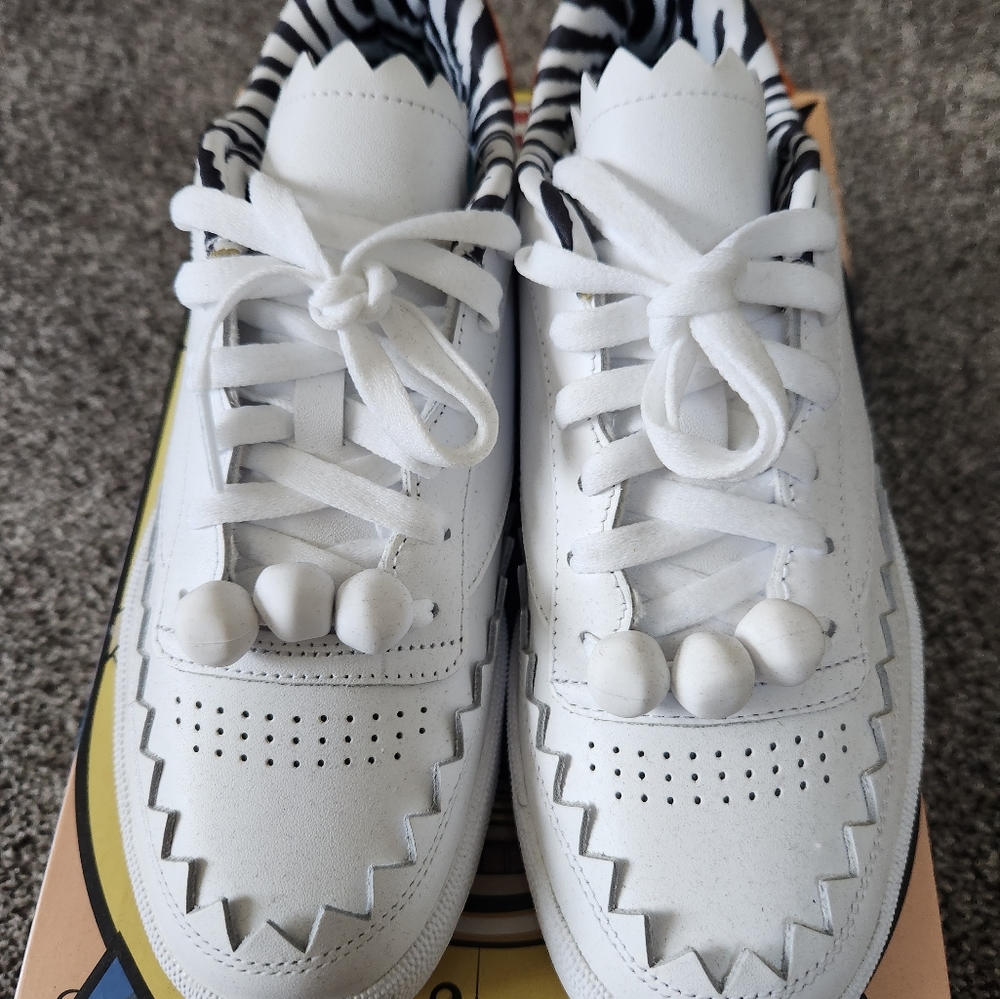 Reebok Sneakers Flinstones Meet the Jetsons